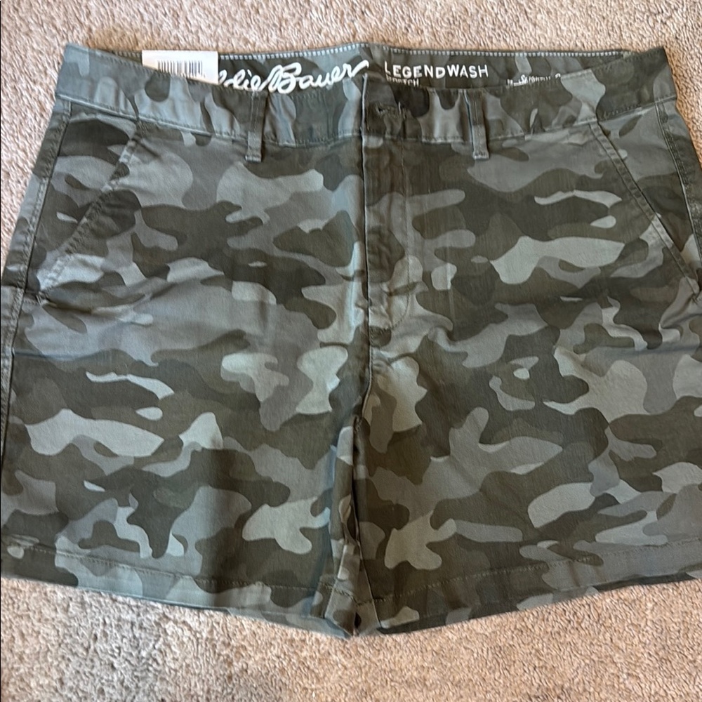 Women’s Eddie Bauer Green Camo Shorts-NWT size 12
